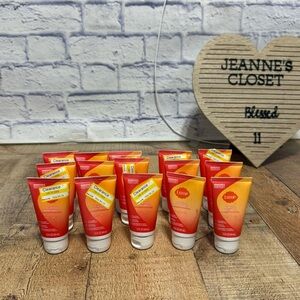 Lume Acidified Body Wash
Clean tangerine bundle of 15